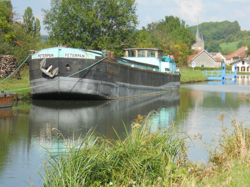 Le canal de la Marne à la Saône